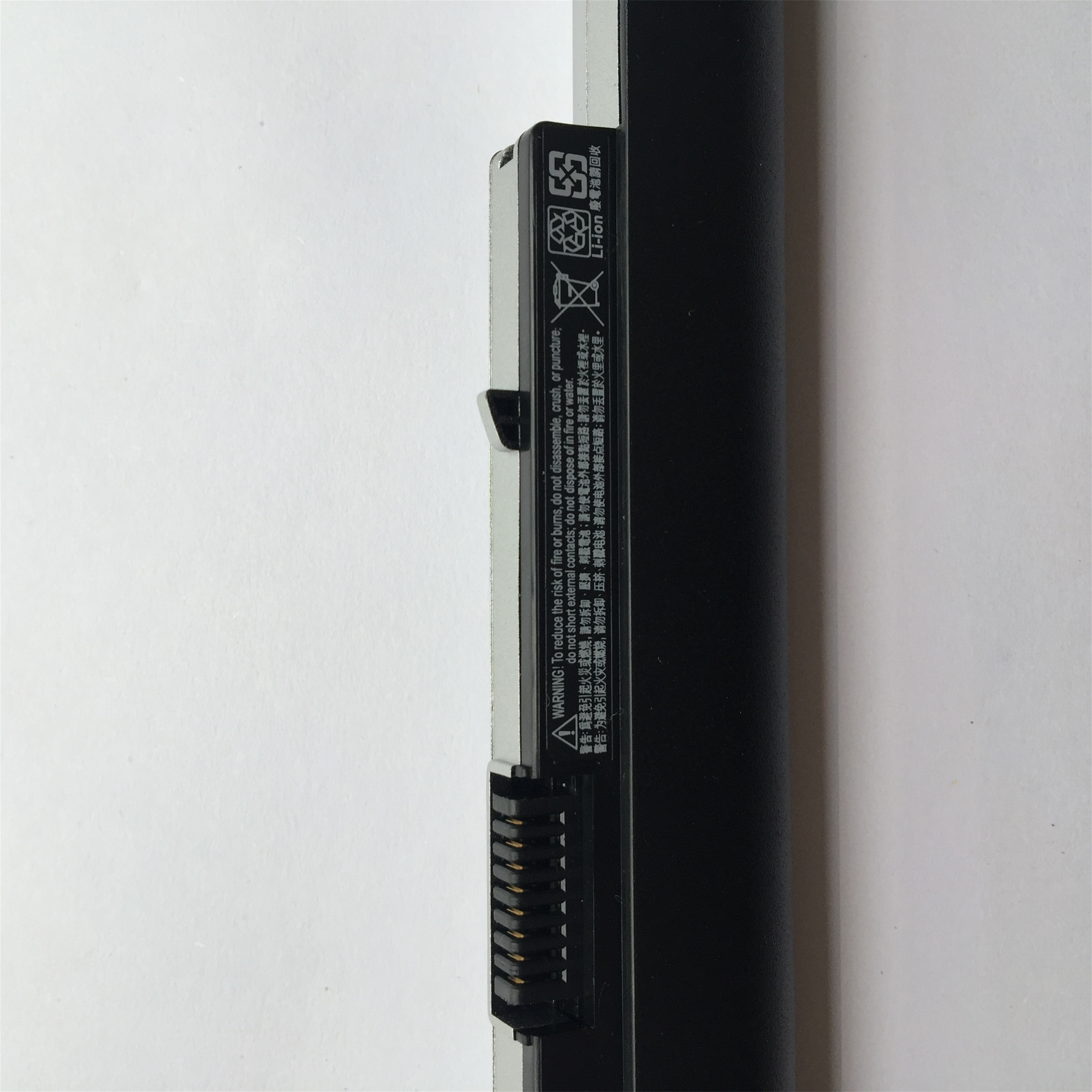 LA04 rechargeable lithium ion Notebook battery Laptop battery for HP LA04 HSTNN-UB5M HSTNN-UB5N HSTNN-IB5S HSTNN-YB5M 14.8V 2770mAh 