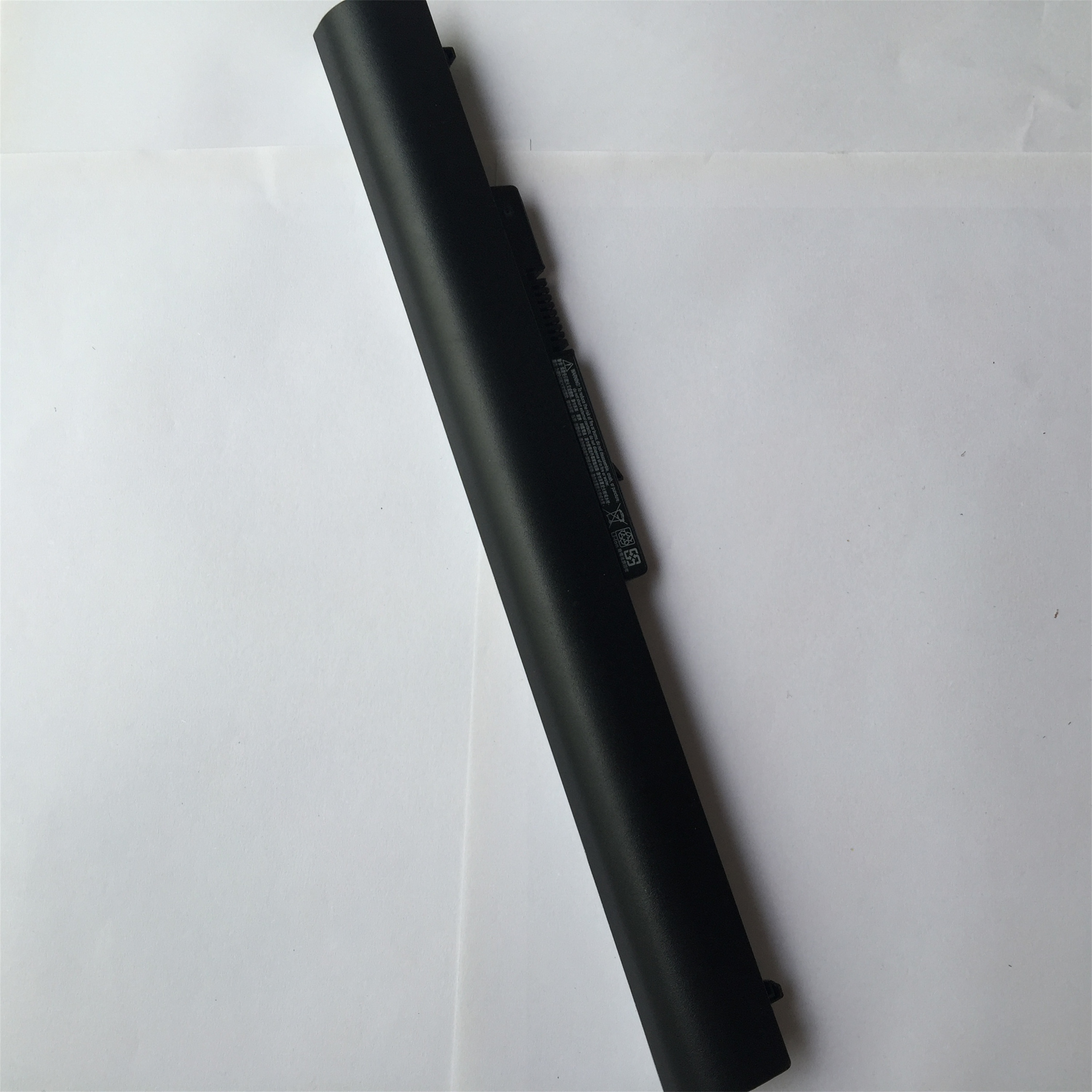 LA04 rechargeable lithium ion Notebook battery Laptop battery for HP LA04 HSTNN-UB5M HSTNN-UB5N HSTNN-IB5S HSTNN-YB5M 14.8V 2770mAh 